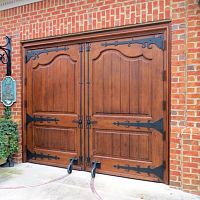 Swing garage door CAUDLE CARRIAGEwoodenmanual