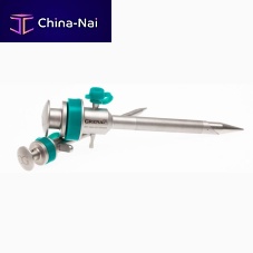 Laparoscopic trocar with insufflation tapwith sleeve