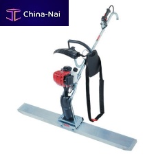 Gasoline-powered wet screed AQUILONE 2