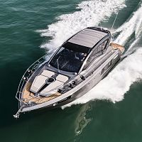 Inboard express cruiser M44 HTdieseltwin-enginehard-top