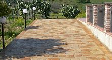 Concrete flooring MOULDEDfor outdoor useindoortextured
