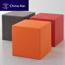 Contemporary pouf Q 40leathersquarecommercial