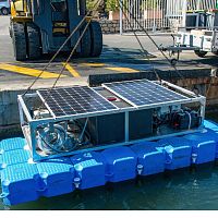 Mobile cleaning station