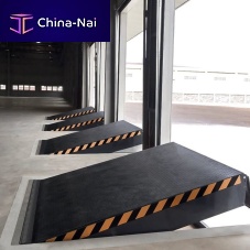 Electro-hydraulic dock leveler RH12B swing-lip