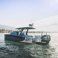 Outboard express cruiser V10 twin-engineopencenter console