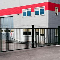 Swing gate ROBUST steelwith barsindustrial