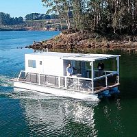 Trimaran houseboat M800outboardelectricaluminum