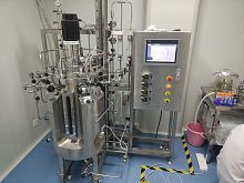 Stirred-tank bioreactor for the pharmaceutical industryfor vaccinesautomatic
