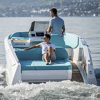Inboard yacht tender OVATION 7.6 dieselhybridsingle-engine