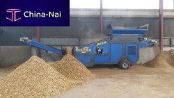 Dry screening screener 3WAY for recyclingvibratingmobile