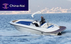 Inboard yacht tender Aquarius EFB center consoleopensundeck