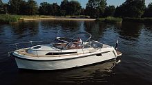 Inboard express cruiser Intender 950dieselopencenter console