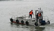 Pollution control boat 8mservice boatcatamaranoutboard