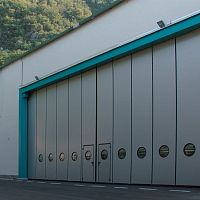 Sliding industrial door LE, LN, LG, SN, BT seriesfoldingsheet metalpolyurethane