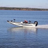 Outboard bass boat BC 190side consoleopensport-fishing