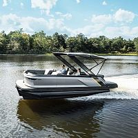 Outboard pontoon boat 20 MAXtri-tubeopenside console