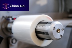 Coil expanding shaft pneumaticcantilevered