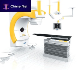 Stereotactic radiosurgery linear particle accelerator Novalis®with robotized positioning tablewith multi-leaf collimator (MLC)