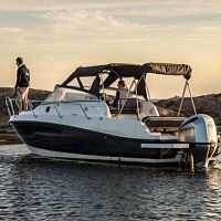 Outboard cabin cruiser 750open7-person max.sundeck