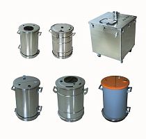 Fluidized hopper for powder coating spray guns