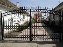 Swing gate slidingstainless steellouvered