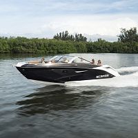 Inboard runabout 285 IDjet-ski propelledtwin-enginedual-console