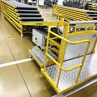 Belt conveyor pneumatichydraulichorizontal