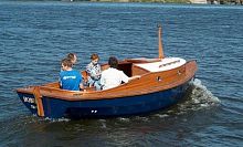 Inboard day cruiser Motorboat KS-18 Novikaluminum6-person max.classic