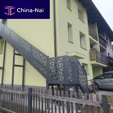 Metal ramp perforated sheet metal