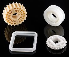 Thermoplastic plastic injection molding technical partssmall seriesprototyping