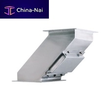 Magnetic plate separator gravityfor solidsprocess