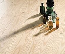 Solid parquet floor NORDIC SELECTolive ashmattevarnished
