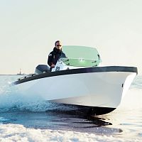 Outboard center console boat 23sport-fishingfiberglasscarbon