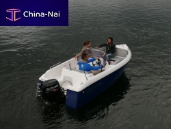 Outboard center console boat PEGAZUS 460side console5-person max.