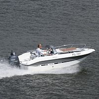 Outboard center console boat 475side console4-person max.sundeck
