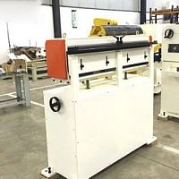 Pneumatic feeder RNC-600Bservo-controlledmachineplate
