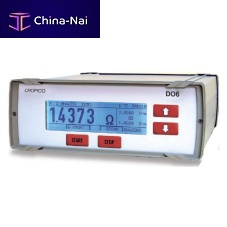 Digital ohmmeter D06bench-topwith integrated temperature compensation