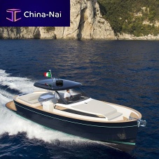 Inboard express cruiser 35twin-engineopencenter console