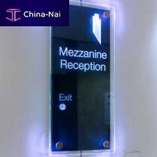 Float glass panel TOWER 42translucentlaser-engravedfor interior