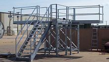 Work platform for construction site